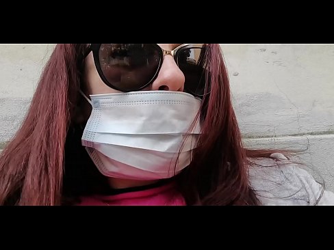 ❤️ ניקולטה מתנקמת בשכנתה ומשתנת במוסך שלו (הסגר איטלקי מיוחד של Covid19) ❌ פורנו ב-iw.pornodil.ru